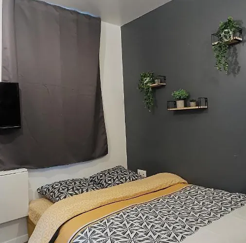 Confortable Au Coeur De Руан